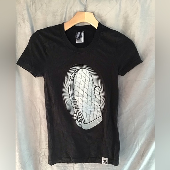 Johnny cupcake top size small ( Box V ) - Picture 1 of 3